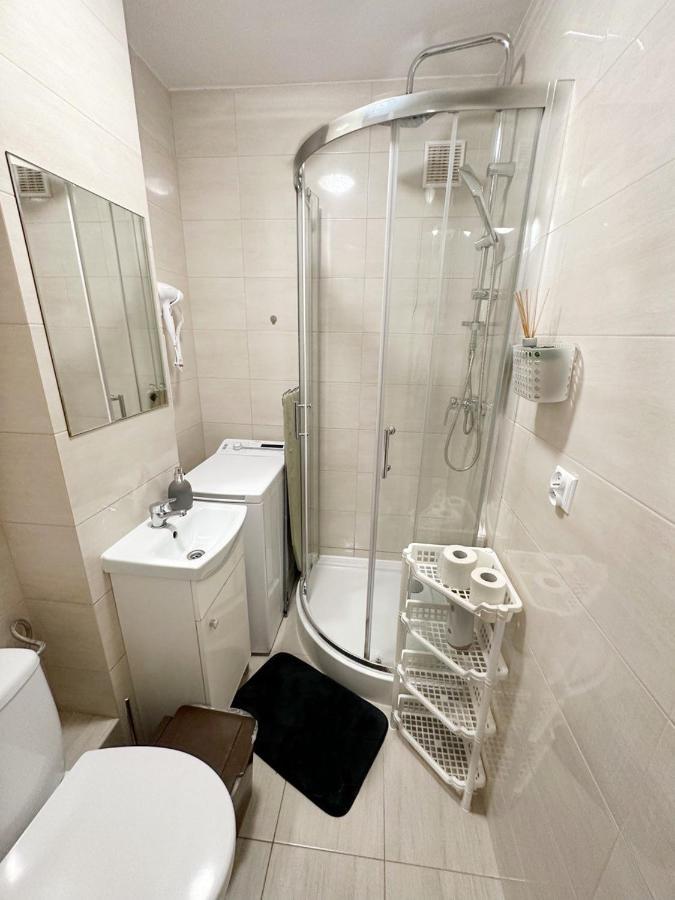 Anielewicza 26 Rooms Варшава Екстериор снимка