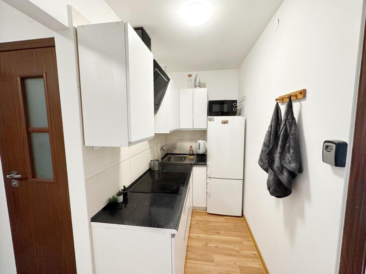 Anielewicza 26 Rooms Варшава Екстериор снимка